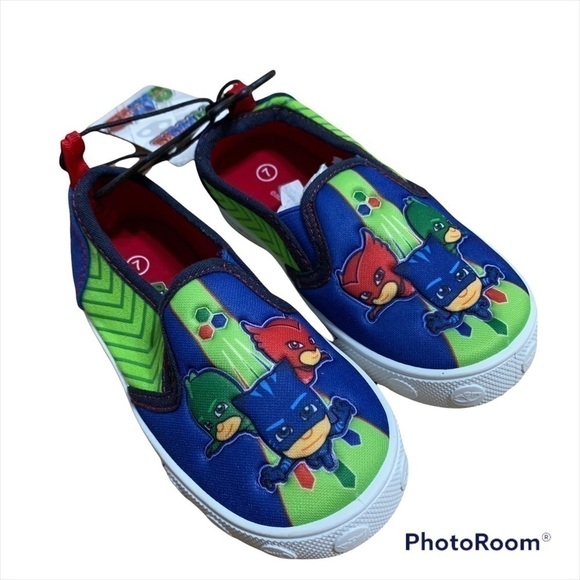PJ Masks Slip On Casual Shoes Sneakers NWT Sz 7 Boys Blue Green - Picture 1 of 4